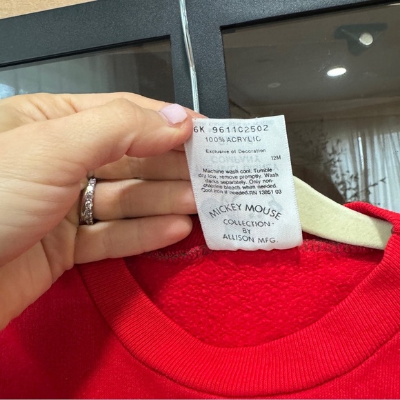 Vintage 90s Disney Mickey Mouse Santa Sweatshirt Christmas long sleeve tee - Picture 8 of 8